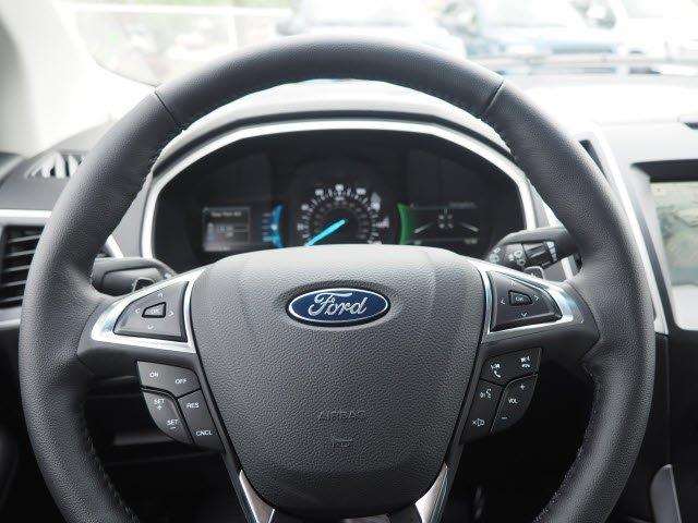 2017 Ford Edge SEL 4dr Crossover